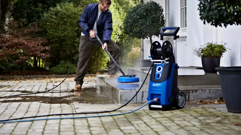 Keep Your Home Clean Via Effective Pressure Washing Service