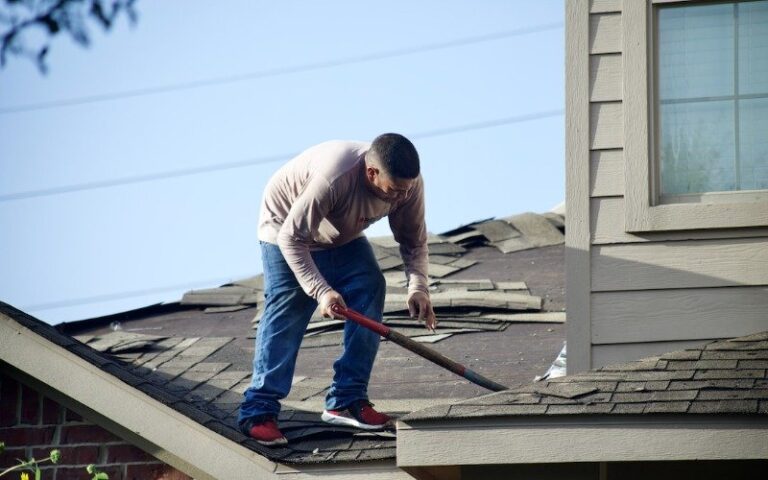 Avoid these Common Roof Repair Mistakes in Wisconsin