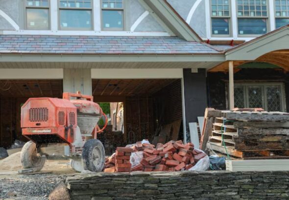 key_services_to_include_in_your_next_home_renovati_23043_featured