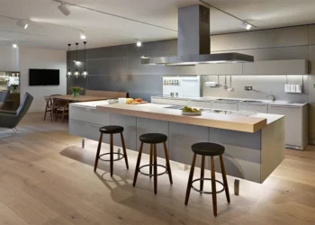 Why a 90cm Cooker Hood Is Worth the Investment in a Larger Kitchen